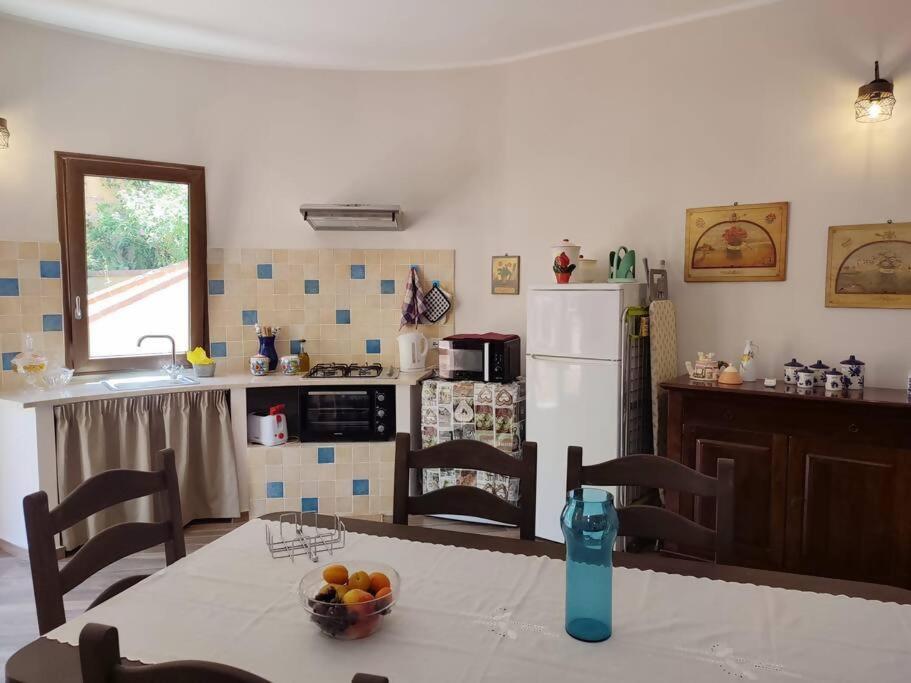 Da Nonna Cettina Appartamento In Villa Con Piscina ปาแลร์โม ภายนอก รูปภาพ