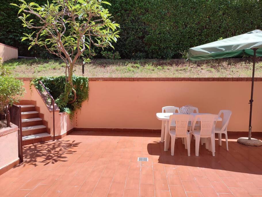 Da Nonna Cettina Appartamento In Villa Con Piscina ปาแลร์โม ภายนอก รูปภาพ