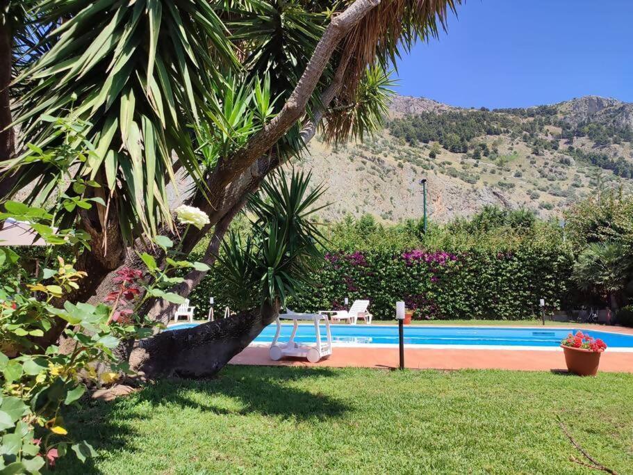 Da Nonna Cettina Appartamento In Villa Con Piscina ปาแลร์โม ภายนอก รูปภาพ